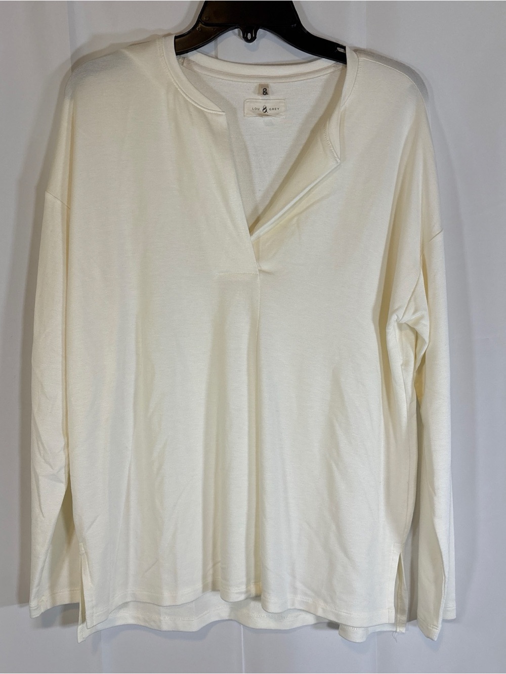 Lou & Grey Cream Long Sleeve Split-Neck Top